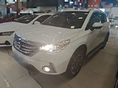 GAC Motor Trumpchi GS4