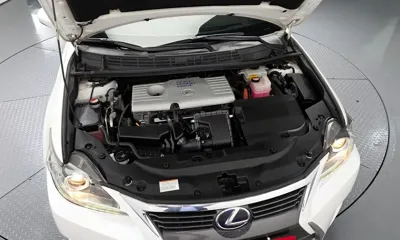 Lexus CT200h