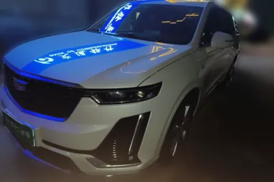 Cadillac XT6