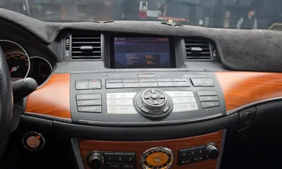 Infiniti M