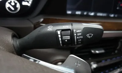 Genesis EQ900
