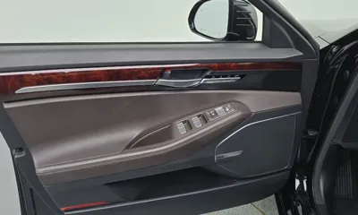Genesis EQ900
