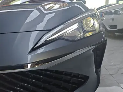 Roewe i5