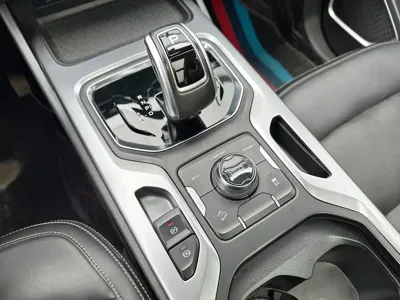Geely Haoyue