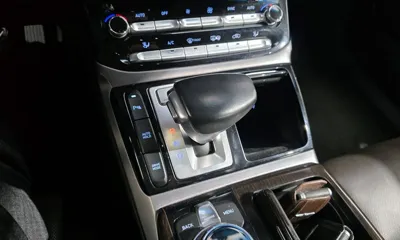 Genesis EQ900