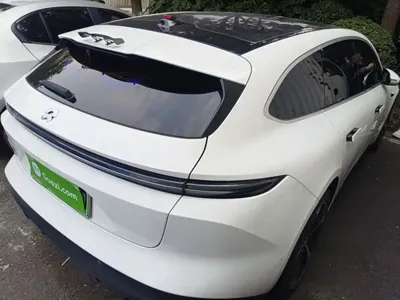 Nio ET5T