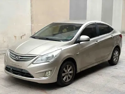 Hyundai Verna