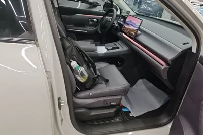 Leapmotor C10