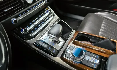 Genesis EQ900