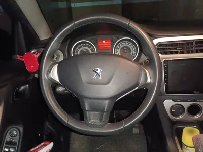 Peugeot 301