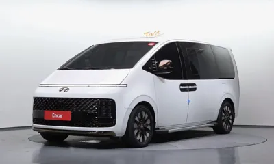 Hyundai Staria