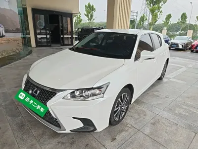Lexus CT