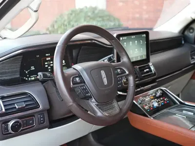 Lincoln Navigator