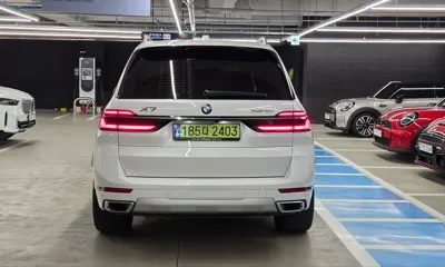 BMW X7