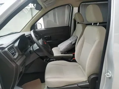 Wuling Hongguang V