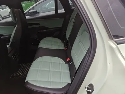 Hongqi Hongqi EH7