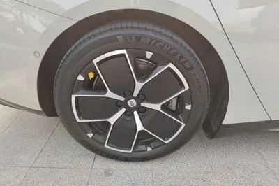 Xiaomi Auto SU7