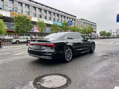 Audi A7L