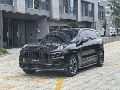 Lynk & Co 09