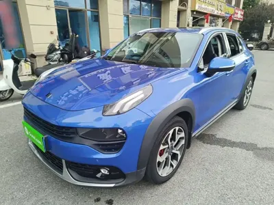 Lynk & Co 02