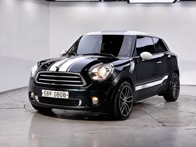 MINI Paceman