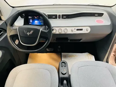 Wuling MINIEV