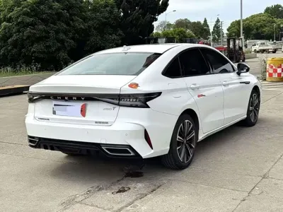 Chery Arrizo 8