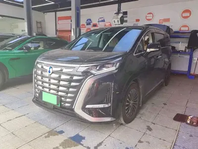 Denza Denza D9
