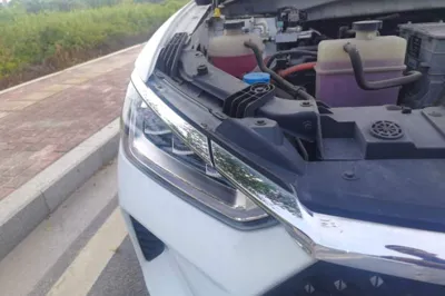 BYD e2