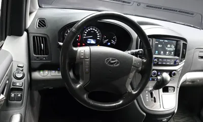 Hyundai Starex