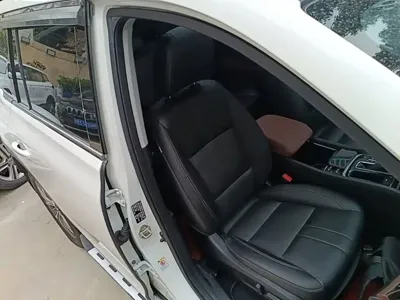 GAC Motor Trumpchi GS8