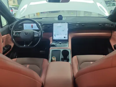 Nio EC6