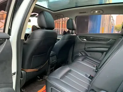 BYD MAX