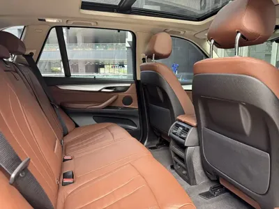 BMW X5 (Import)