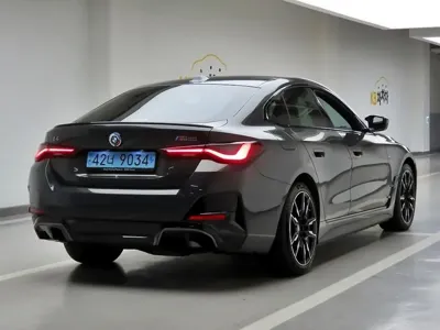BMW i4