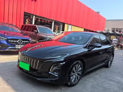 Hongqi Hongqi E-QM5