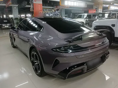 Xiaomi Auto SU7