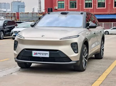 Nio ES8