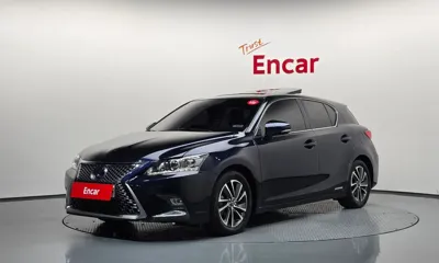 Lexus CT200h