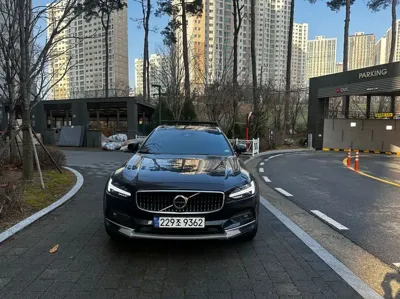Volvo V90