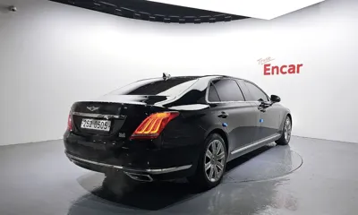 Genesis EQ900