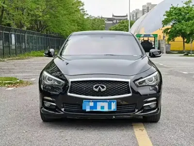 Infiniti Q50L