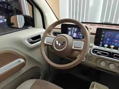 Wuling MINIEV