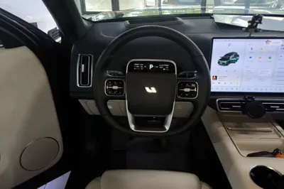 Li Auto L9