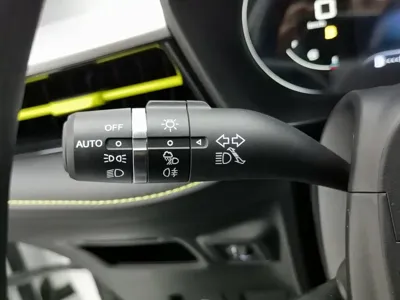Roewe i5