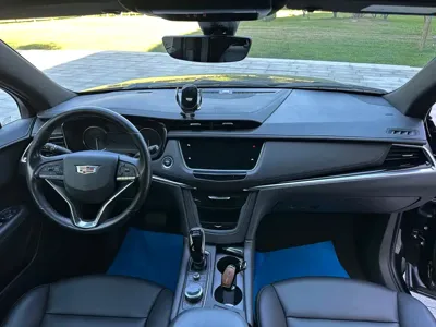 Cadillac XT6
