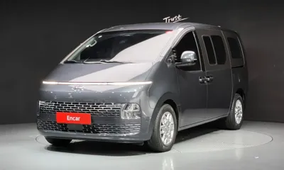 Hyundai Staria
