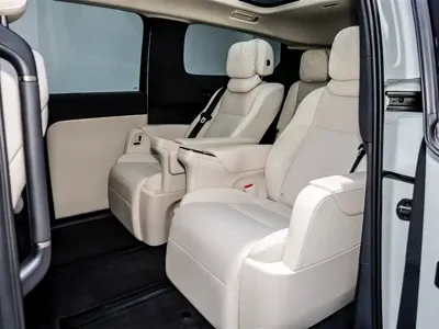 Li Auto Li MEGA