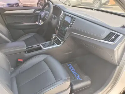 Roewe RX5