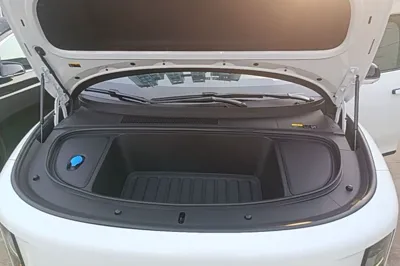 Li Auto Li Auto i6